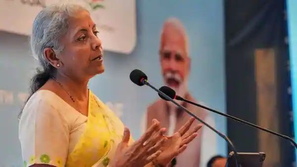 மீண்டும் மாநிலமாகும் ஜம்மு காஷ்மீர்? புதிய பிளானில் மத்திய அரசு.. நிர்மலா சீதாராமன் சூசகம்.. பின்னணி 