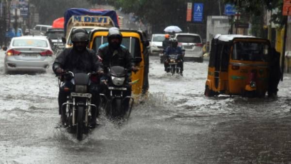 உஷார்.. அடுத்த 3 மணிநேரம் கவனம்.. 18 மாவட்டங்களில் இடி மின்னலுடன் மழை - வானிலை மையம் 