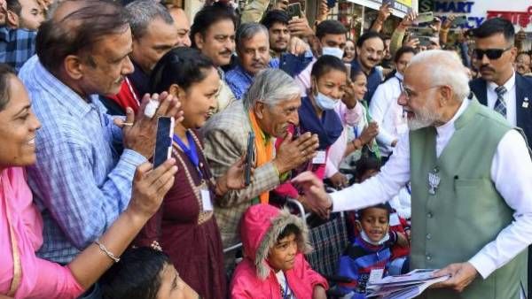 தாமரை.. சின்னத்தை மட்டும் பாருங்க! வேட்பாளரை பற்றி கவலைப்படாதீங்க.. இமாச்சலில் பிரதமர் மோடி சுளீர்