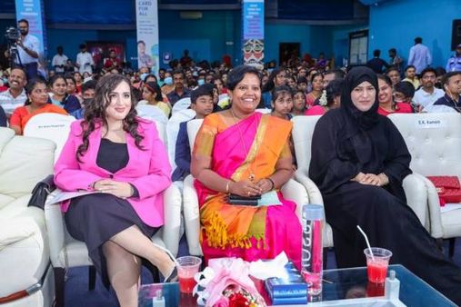 பஹ்ரைனில் நடைபெற்ற குழந்தைகள் தின விழா! பெற்றோர் வளர்ப்பு பற்றி பாடம் எடுத்த பர்வீன் சுல்தானா!