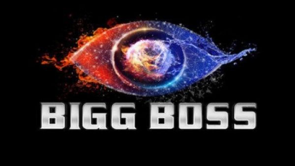பிக் பாஸ் நிகழ்ச்சியை விட்டு திடீரென வெளியேறும் பிரபலம்.. அடுத்து வரப்போறவர் இவர் தானா! காரணம்?