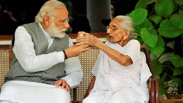 பிரதமர் மோடியுடன் எந்த நிகழ்ச்சியிலும் கலந்துகொள்ளாத ஹீராபென் மோடி! என்ன காரணம்! அவரே சொல்லியுள்ளார்