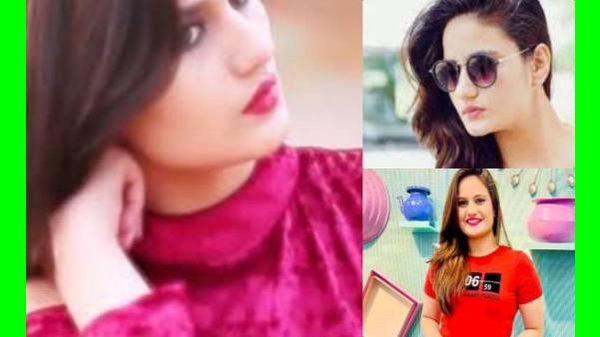 ஹோட்டல் ரூமில் 