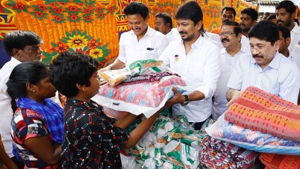 சார் சைக்கிள் கேட்டிருந்தேனே.. என்னாச்சு சார்.. உதயநிதி ஸ்டாலினிடம் மிக உரிமையாய் கேட்ட சிறுவன்!