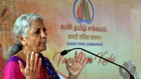 பாரதத் தாயின் நாவில் உள்ள மொழி என்பதால் தமிழை பிரதமர் எடுத்து சொல்கிறார்.. நிர்மலா சீதாராமன்