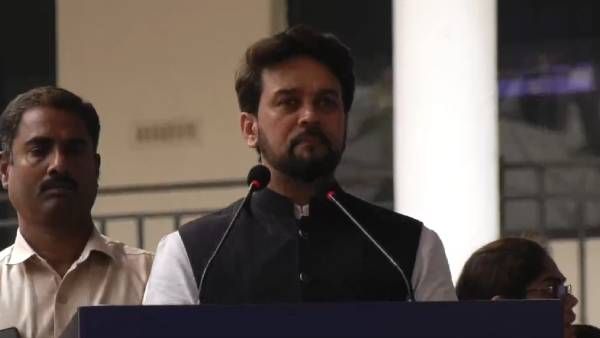 ட்ரோன்கள் மூலம் காய்கறி டெலிவரி! அமைச்சர் அனுராக் தாக்கூரின் ஐடியா! மாஸ் காட்டிய மாணவர்கள்!