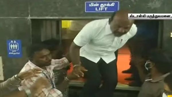 ஸ்டான்லி மருத்துவமனையில் பழுதான லிஃப்ட்..மாட்டிக்கொண்ட மா.சுப்ரமணியன்.. 2 பொறியாளர்கள் சஸ்பெண்ட்