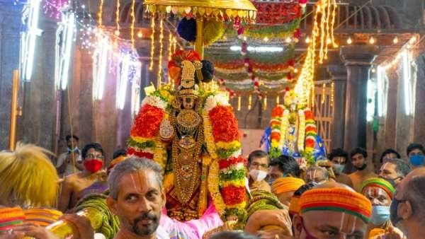 வைகுண்ட ஏகாதசி நாளில் மறந்தும் கூட இந்த தவறுகளை செய்து விடாதீர்கள்..மோட்சத்திற்கு போக முடியாது