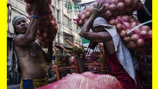 தலையே சுத்துது.. இறைச்சியைவிட 3 மடங்கு அதிகமாம் வெங்காய விலை.. பிலிப்பைன்ஸ் துயரம்