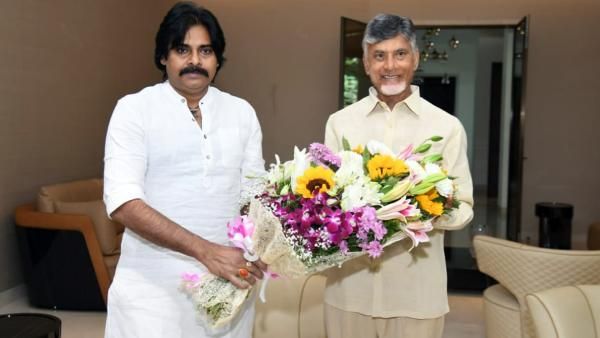 ஆந்திராவில் மாறிய அரசியல்.. சந்திரபாபு நாயுடு-பவன்கல்யாண் கைகோர்ப்பு..ஜெகன்மோகனுக்கு செக்..எப்படி?