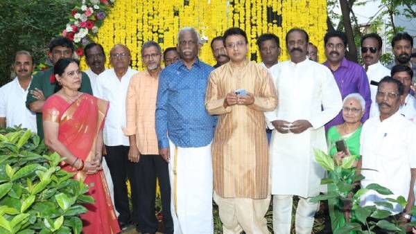 காவிச்சாயம் அடித்தால் திருவள்ளுவர் மதம் மாறிவிடமாட்டார்... கவிஞர் வைரமுத்து புகழஞ்சலி