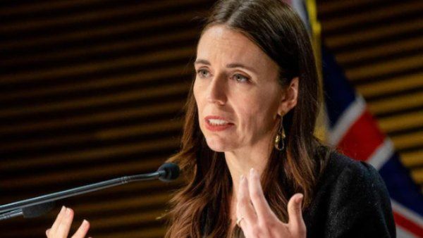 37 வயதில் உச்சபட்ச அதிகாரம்.. நியூசிலாந்து பிரதமர் ஜெசிந்தா திடீர் ராஜினாமா.. இப்படி ஒரு காரணமா?