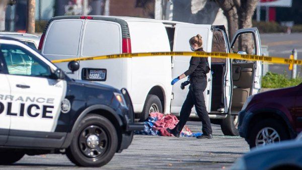 அமெரிக்கா மீண்டும் பயங்கரம்: வடக்கு கலிபோர்னியா துப்பாக்கிச் சூட்டில் 9 பேர் பலி