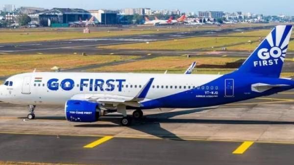 கடைசி பஸ் வருவதற்கு முன்பே கிளம்பிய விமானம்.. பயணிகள் கடும் அவதி.. ரூ.10 லட்சம் ஃபைன் போட்ட டிஜிசிஏ!