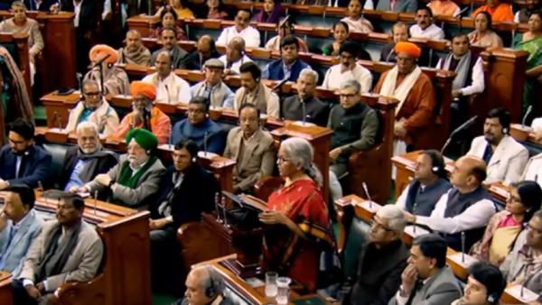 கர்நாடகாவிற்கு 5300 கோடி! நிர்மலா அள்ளி கொடுத்த அணைக்கட்டு திட்டம்.. தேர்தல் என கோஷமிட்ட எம்.பிக்கள்