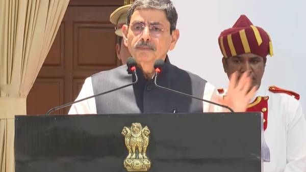 இந்தியா வளர்ந்த நாடு.. 2047ல் நாம்தான் 