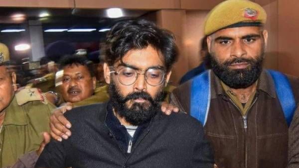 சிஏஏவில் பலிகடா.. உண்மையை மறைத்த போலீஸ்..ஜாமியா வன்முறையில் ஷார்ஜில் இமாமை விடுவித்த டெல்லி கோர்ட்