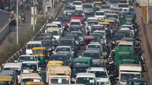 ரொம்ப மூச்சுமுட்டுதே.. உலகிலேயே படுமோசமான டிராபிக் ஜாம்.. இந்திய நகருக்கு 2ம் இடம்..எது தெரியுமா?