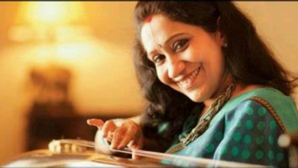 இரண்டு முறை அபார்ஷன்..ஒரே மகளுக்கு இதை செய்ய முடியவில்லை.. வருத்தத்தை பகிர்ந்த பாடகி சுஜாதா மோகன்