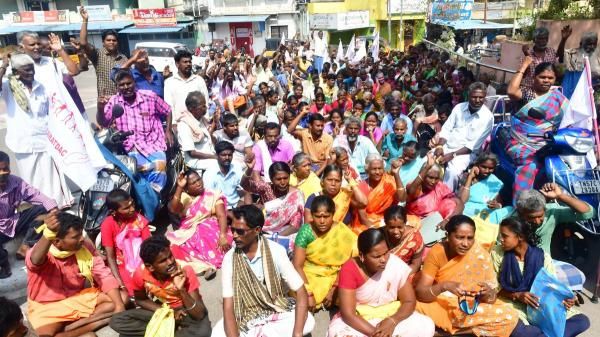 கிளம்பிய கடும் எதிர்ப்பு.. சென்னை சென்ட்ரலில் மீண்டும் ஆடியோ அறிவிப்புகள்! பயணிகள் செம ஹேப்பி