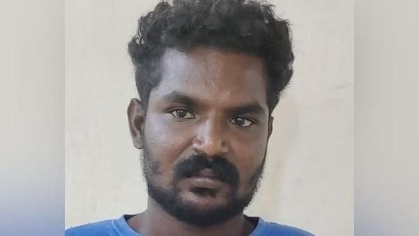 திருடப்போன வீட்டில் பிரிட்ஜை திறந்து.. அதை சாப்பிட்டதுதான் மாயம்.. ஒரே அசிங்கமா போச்சு குமாரு!