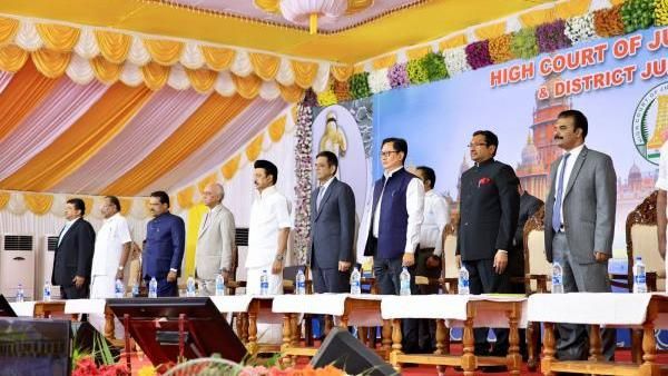 நீதித்துறைக்கு திமுக அரசு செய்தது என்ன? உச்சநீதிமன்ற தலைமை நீதிபதி முன்னிலையில் ஸ்டாலின் லிஸ்ட்!