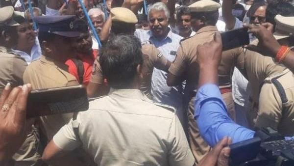 ஆர்என் ரவிக்கு கருப்பு கொடி காட்ட முயற்சி.. மா.கம்யூனிஸ்ட் கட்சியினரால் பரபரத்த கோவை! அதிரடி கைது