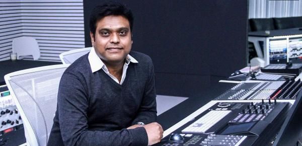 கோர்ட்டை நாடிய ஹாரிஸ் ஜெயராஜ்.. “சர்ருனு” போகும் இத்தாலி சொகுசு கார்! ரூ.11.5 லட்சம் வரிக்கு எதிர்ப்பு