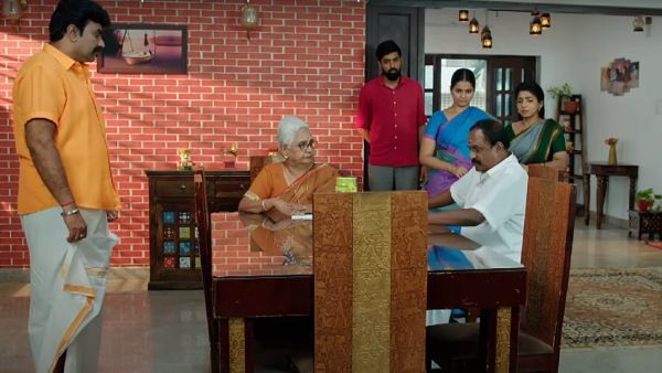 ஜனனிக்கு வந்த போன் கால்..துடித்துப் போகும் குடும்பத்தினர்.. அலட்சியம் செய்த குணசேகரனுக்கு அதிர்ச்சி?