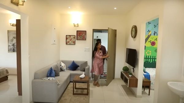 பல நாள் கனவு நினைவாகி விட்டது.. மகிழ்ச்சியை பகிர்ந்து கொண்ட செம்பருத்தி சீரியல் நடிகை லட்சுமி