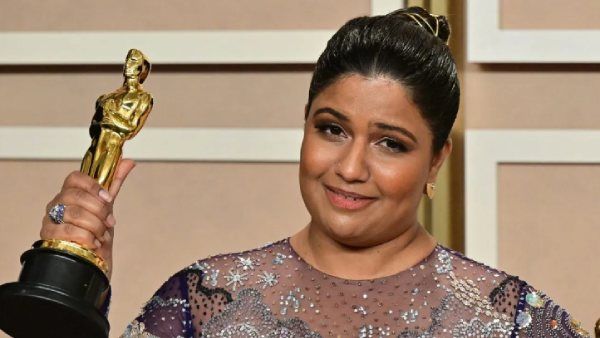 ஆஸ்கரை தட்டிச் சென்ற ஊட்டி பெண்.. தமிழர்களுக்கு பெருமை சேர்த்த கார்த்திகி கோன்ஸ்லேவ்ஸ்! யார் இவர்?