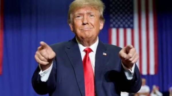 கைதாகிறாரா டொனால்ட் டிரம்ப்.. அமெரிக்க வரலாற்றில் இப்படி ஒரு அவப்பெயரா? அவர் செய்த தவறு இதுதான்