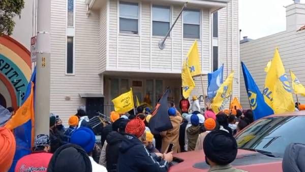 சான்பிரான்சிஸ்கோவில் இந்திய தூதரகம் மீது அட்டாக்! காலிஸ்தான் குழுவினருக்கு எதிராக என்ஆர்ஐக்கள் பேரணி