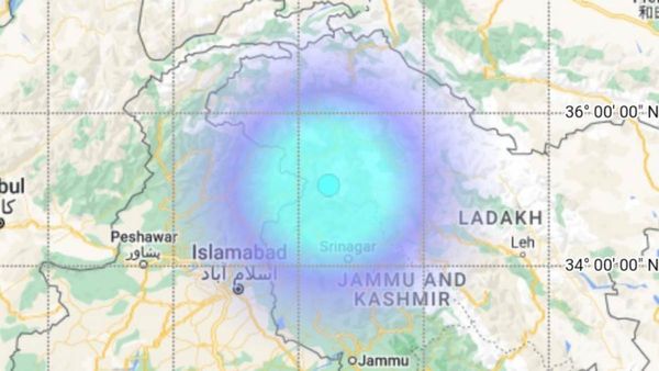 அதிர்ந்து குலுங்கிய வீடுகள்.. அதிகாலையில் அலறியடித்து ஓடிய மக்கள்! ஜம்முவில் லேசான நிலநடுக்கம் பதிவு