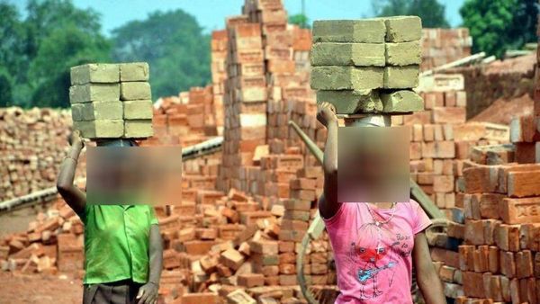 ஆசை வார்த்தை.. மூட்டை முடிச்சுகளுடன் மீட்கப்பட்ட 47 ஆந்திர சிறார்கள்.. சம்மர் ஹாலிடேவில் நடந்த சோகம்