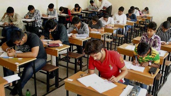 வரலாற்றில் முதல்முறை.. இந்த தேர்வையும் இனி தமிழிலேயே எழுதலாம்.. மத்திய அரசு சூப்பர் அறிவிப்பு