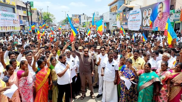 விஸ்வரூபம்- திருவண்ணாமலை மாவட்டத்தை 2 ஆக பிரிக்க கோரி அன்புமணி ராமதாஸ் தலைமையில் பாமக ஆர்ப்பாட்டம்!