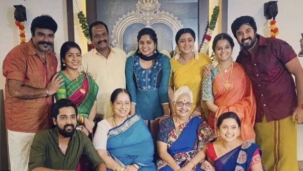 எதிர்நீச்சல் நடிகையை துரத்தி அடித்த இயக்குனர்..!? நிஜ குணசேகரன் இவர்தானாம்.. மனம் திறந்த நடிகை