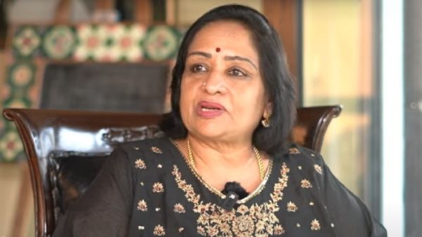 இந்த நிலைமைக்கு காரணம் பாக்யராஜ் தான்.. நான் வேலை செய்றது பிடிக்கலைன்னா.? மனம் திறந்த நடிகை சுலக்ஷனா