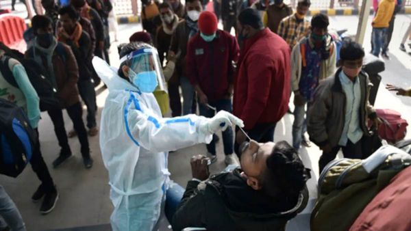 இந்தியாவில் 203 நாட்களுக்கு பின் விஸ்வரூபம்: ஒருநாள் கொரோனா பாதிப்பு 6,050; ஆக்டிவ் கேஸ்கள் 28,303