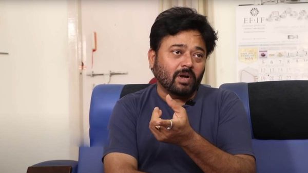 எங்களுக்கு குழந்தை இல்லை.. தம்பி பையன் தான்! என் வேதனை எனக்குத்தான்! சோகங்களை பகிர்ந்த நடிகர் தேவ்