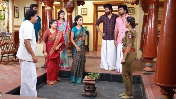 முடிவுக்கு வரும் ராஜா ராணி சீரியல்.. கிளைமாக்ஸ் தான் எதிர்பார்க்காதது.. நீங்க நினைத்தது இல்லை.!