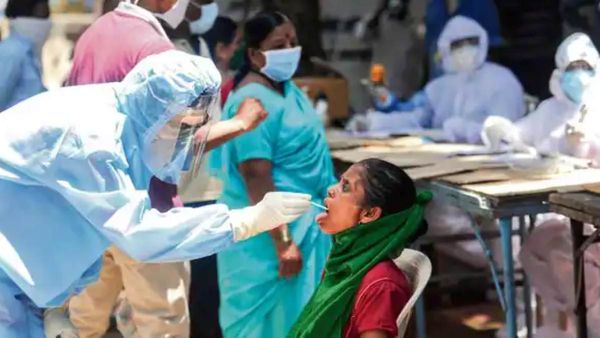 தமிழகத்தில் தொடரந்து அதிகரிக்கும் கொரோனா..இன்று பாதிப்பு 400-ஐ தாண்டியது.. கட்டுப்பாடுகள் வருமா?