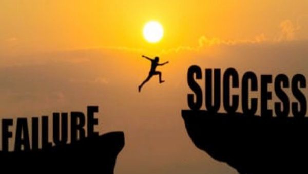 வாழ்க்கையில் முன்னேற வேண்டும் என்று நினைக்கிறீர்களா..? அப்போ இதை பாலோ பண்ணுங்க