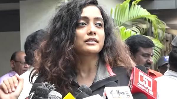 கலாஷேத்ரா பெயரை கூட சொல்ல முடியாதவர்கள் என்றால் என்ன அர்த்தம் அபிராமி? ஒரே பேட்டியால் பெரிய சர்ச்சை