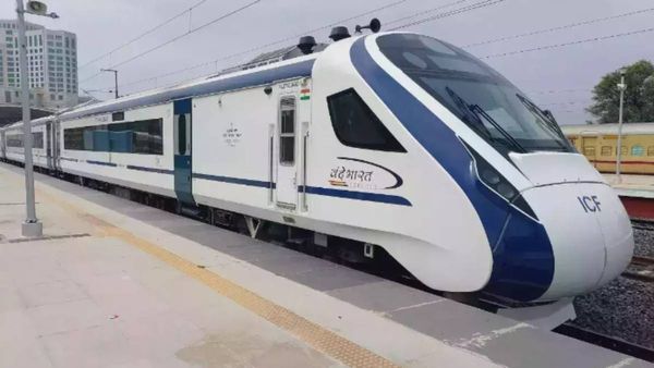 திருவனந்தபுரம்- கண்ணனூர் இடையே வந்தே பாரத் ரயில் சேவை.. என்ன கலர் தெரியுமா? சிறப்பம்சங்கள் என்ன?