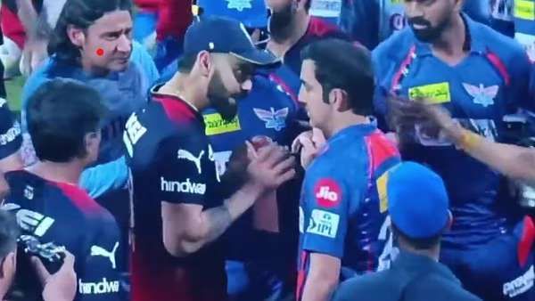 அப்படியே மொட்டமாடியில் காயவச்சிருந்த பனியன்,ஜட்டி திருடு போன கேஸையும் கம்பீர் மேலேயே எழுதுவாங்க போல