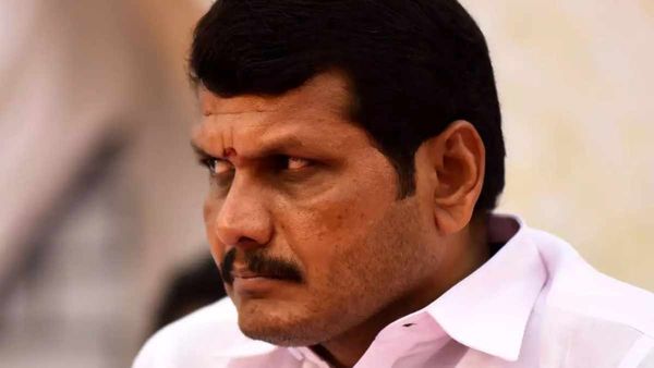 டாஸ்மாக் கொள்முதலில் ரூ 1 லட்சம் கோடி ஊழலா? அவதூறு பரப்பியதாக கிருஷ்ணசாமி மீது அமைச்சர் வழக்கு