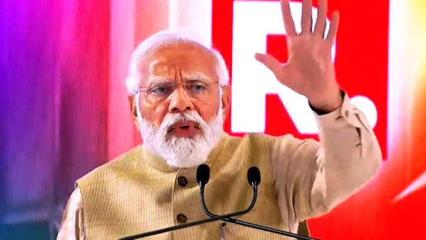 நாட்டின் சிறந்த தலைவர் பிரதமர் நரேந்திர மோடி தான்.. ஆனால்.. என்டிடிவி வெளியிட்ட சர்வே