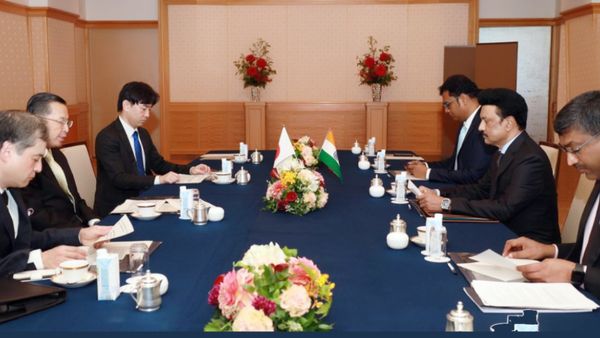 ஜப்பானை திரும்பி பார்க்க வைத்த ஸ்டாலின்.. இந்தியா - ஜப்பான் உச்சி மாநாடு! தமிழ்நாட்டில் நடத்த அழைப்பு